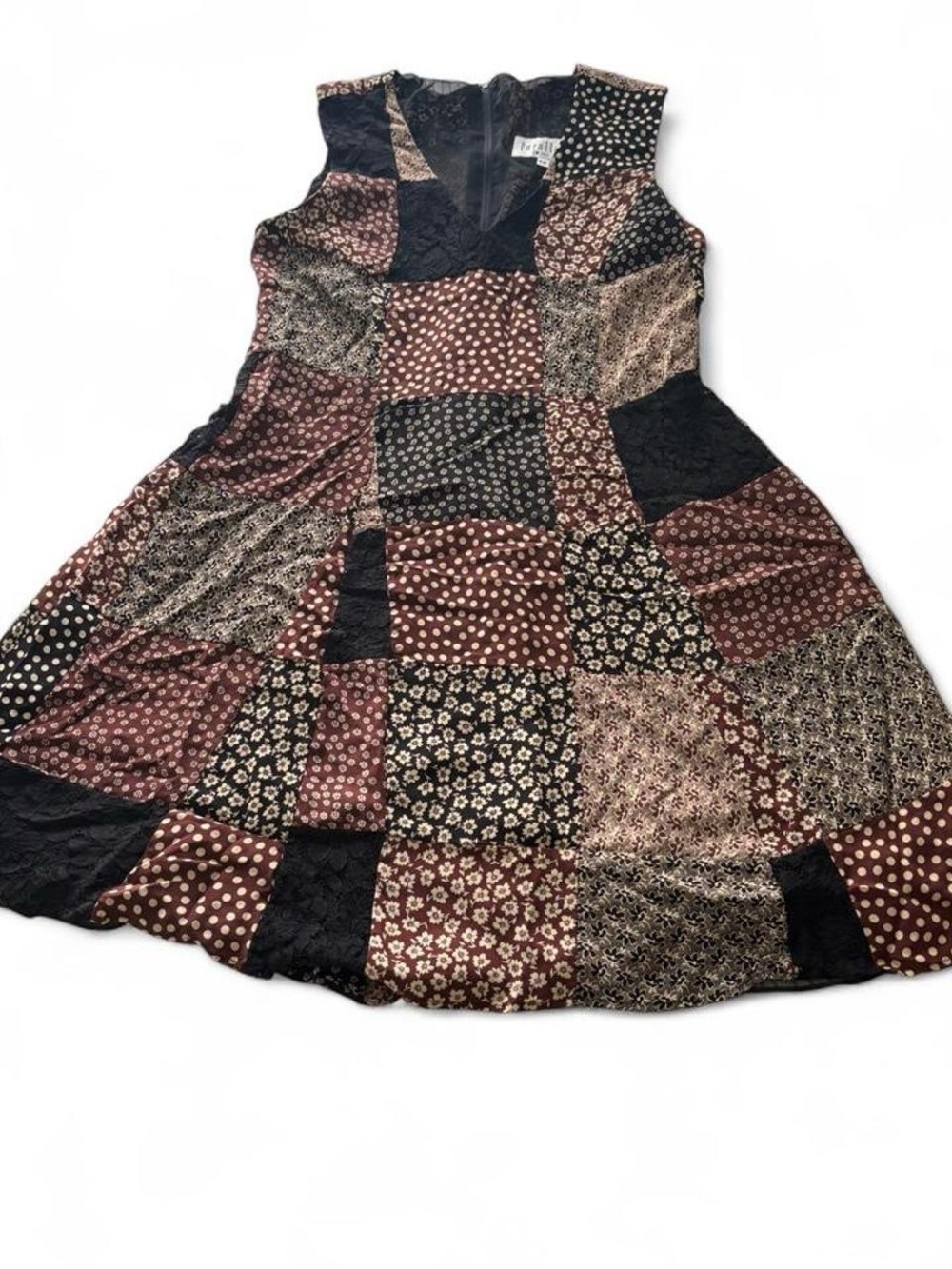 Vintage Parallel Patchwork Floral Sleeveless Dress in Black & Brown